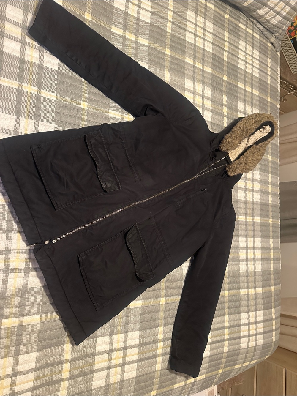 GAP Women's Black Hooded Field Jacket with Faux Fur Trim